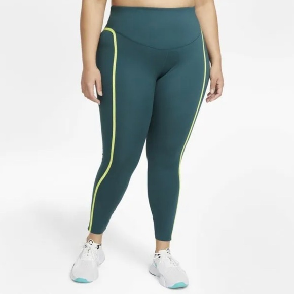 Nike One Luxe Tight Plus Size 1X - Picture 5 of 5